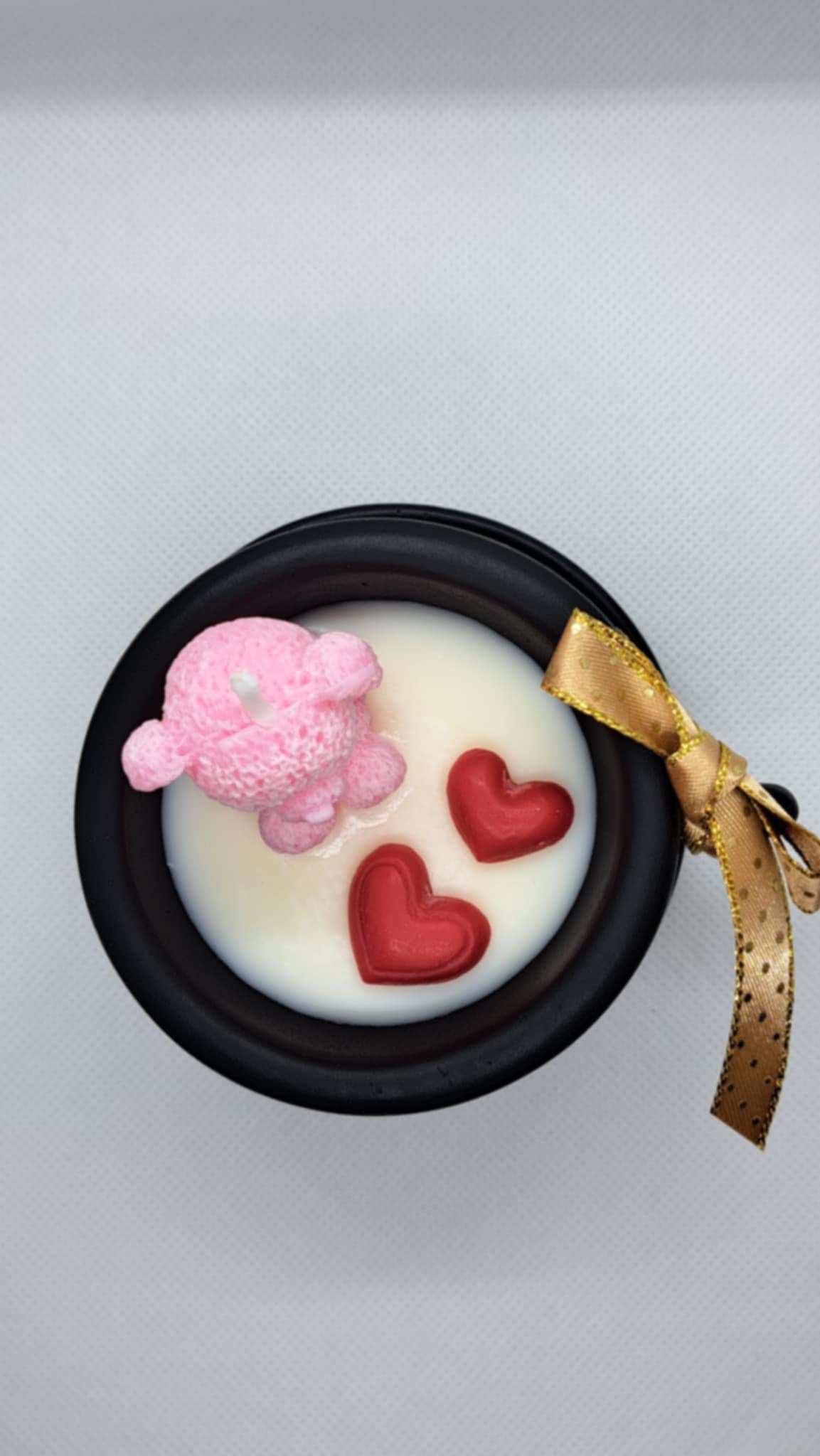 🕯️ Lumânarea „Teddy Love” — un gest mic cu un impact mare