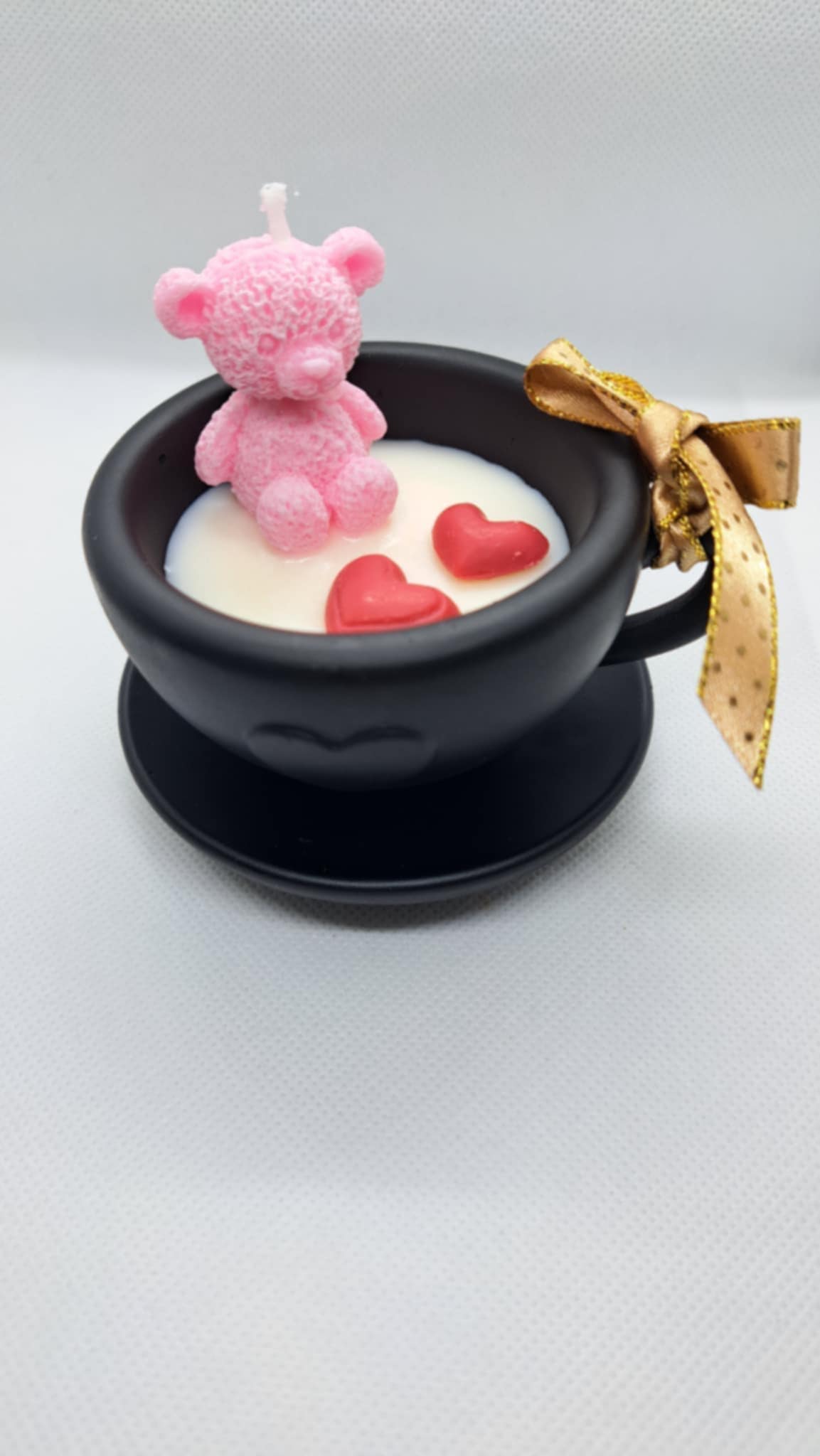 🕯️ Lumânarea „Teddy Love” — un gest mic cu un impact mare